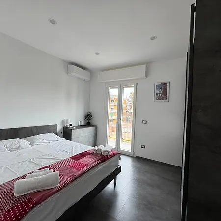Moderno Soverato Apartmán *