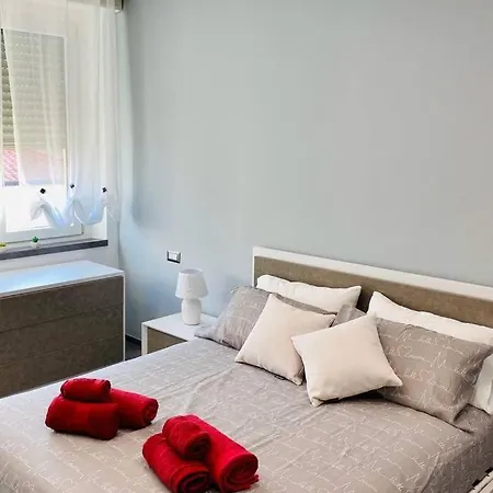 Moderno Soverato Apartmán *